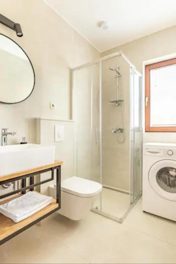 Apartments "Villa Antisin" With Heated Pool Zadar Exteriör bild