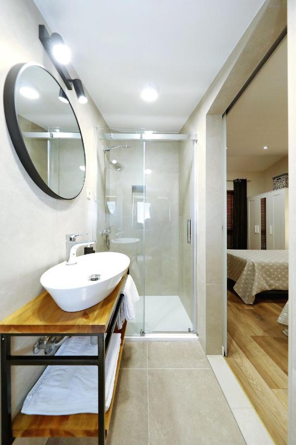 Apartments "Villa Antisin" With Heated Pool Zadar Exteriör bild